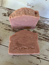 Load image into Gallery viewer, Ylang Ylang &amp; Lavender Essential Oil Soap
